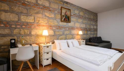 Superior Queen Room with Two Queen Beds