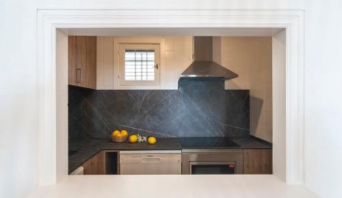 One-Bedroom Apartment (2 Adults)