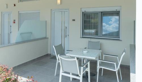 Apartment - Split Level