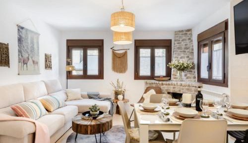 Four-Bedroom Holiday Home