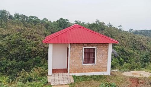 Suite with Mountain View