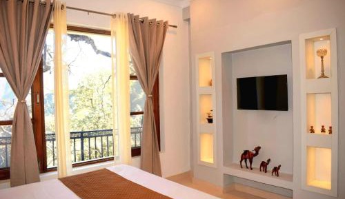 Double Room with Mountain View