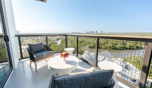Suite with River View
