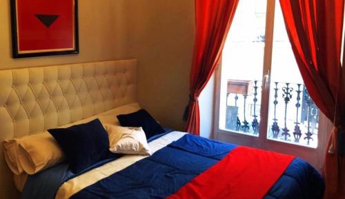 Studio Apartment with Balcony