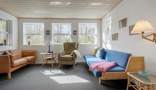 Three-Bedroom Holiday Home 