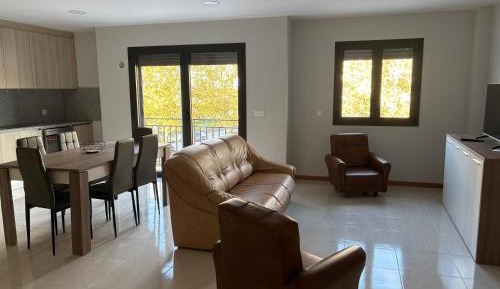 Four-Bedroom Apartment with Balcony 