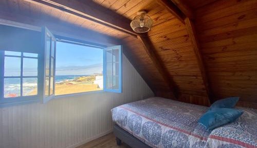 Deluxe Double Room with Side Sea View