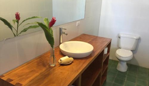 Deluxe Queen Suite