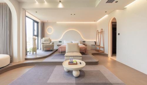 King Suite with Ocean View