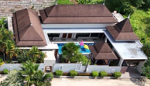 Villa with Private Pool