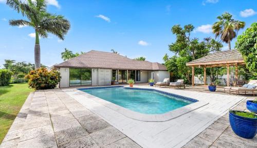 Three-Bedroom Villa