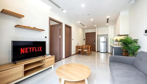 One-Bedroom Apartment with Balcony