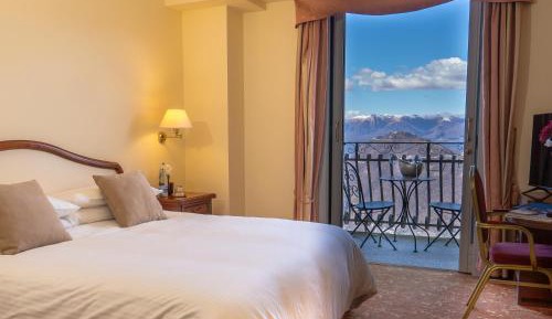 King Room with Lake View