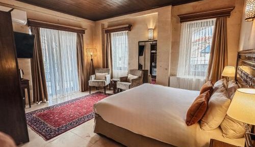 Junior Suite with Balcony