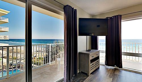 Two-Bedroom Apartment with Ocean View