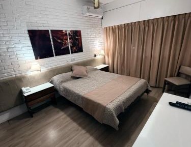 Quadruple Room with Private Bathroom