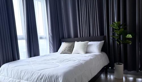 Suite with City View