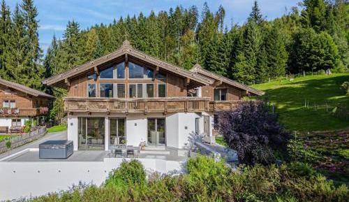 Five-Bedroom Villa