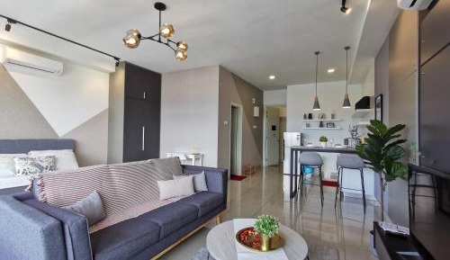 Studio Apartment