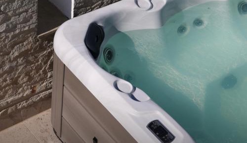 King Room with Spa Bath