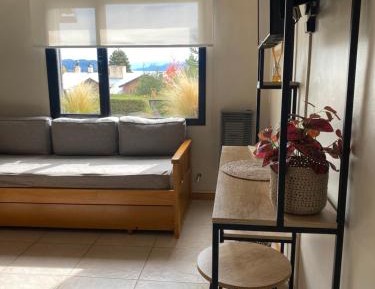 Apartment with Lake View