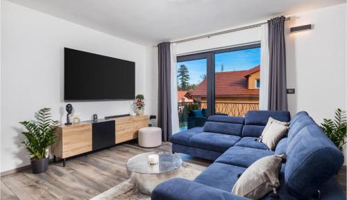Four-Bedroom Holiday Home