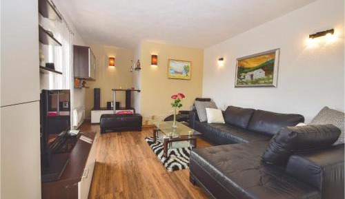 Five-Bedroom Holiday Home