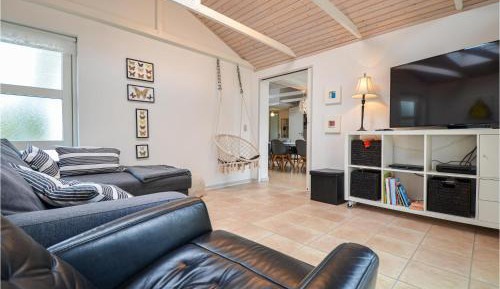 Four-Bedroom Holiday Home