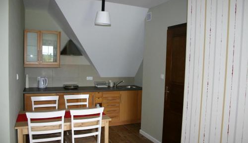 Suite with Lake View - 7