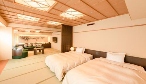 Large Triple Room with Tatami Floor