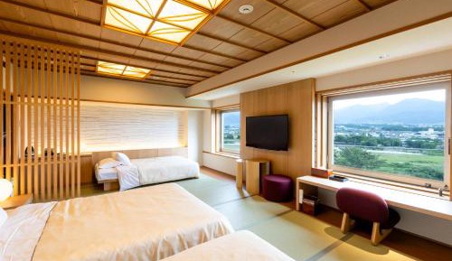 Triple Room with Tatami Floor