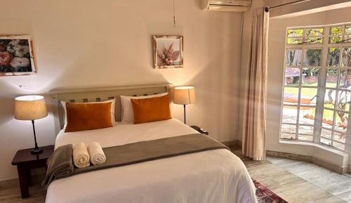Deluxe Queen Room