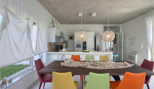 Four-Bedroom Holiday Home
