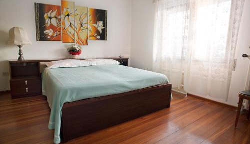 Triple Room with Shared Bathroom