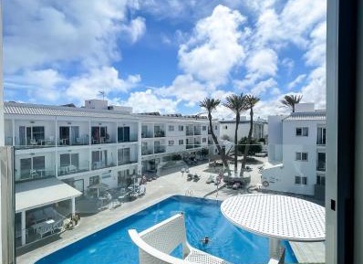 Double Room with Pool View