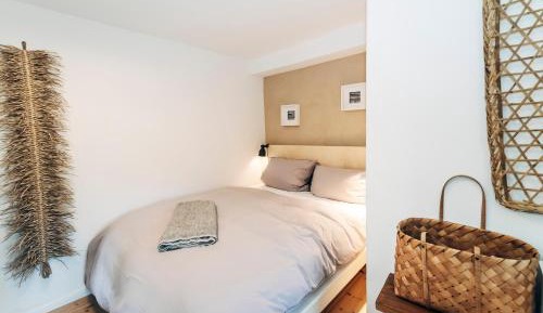 One-Bedroom Apartment with Garden