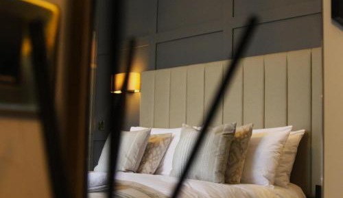 Deluxe Double Room with Bath