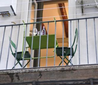 Studio with Balcony