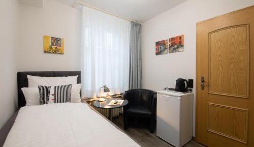 Single Room with Private Bathroom