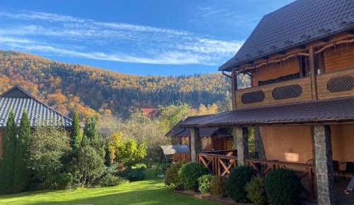 Villa with Garden View