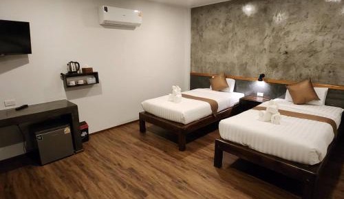 Deluxe Twin Room