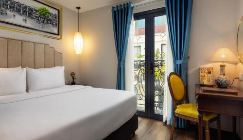 Triple Room with Balcony