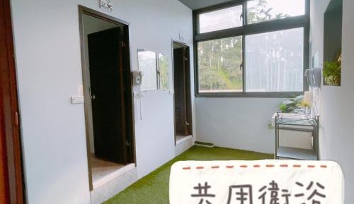 Double Room with Shared Bathroom
