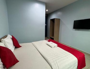 Standard Queen Room