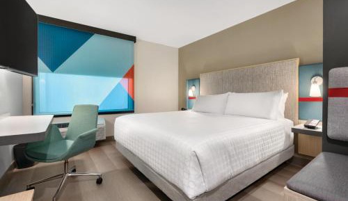 Standard King Room