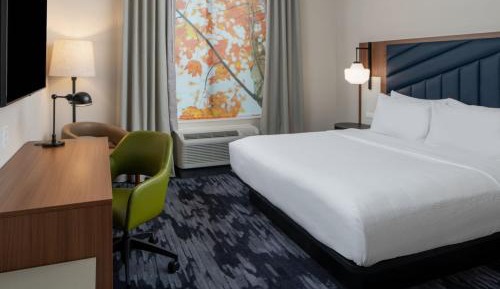 Standard King Room