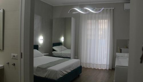 Queen Room with Spa Bath