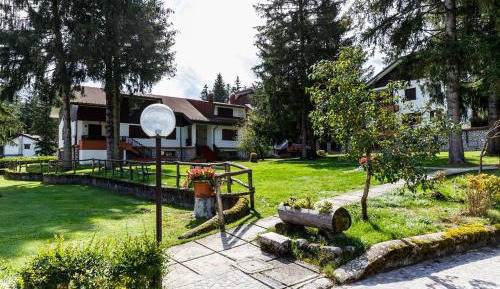 Four-Bedroom Apartment