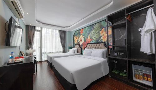 Family Suite with Balcony