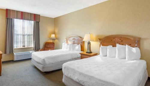 Queen Room with Two Queen Beds - Non-Smoking